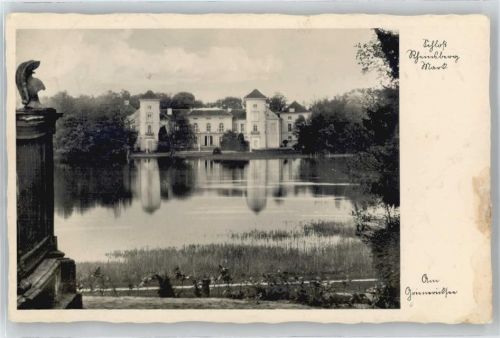 Rheinsberg See, Schloss