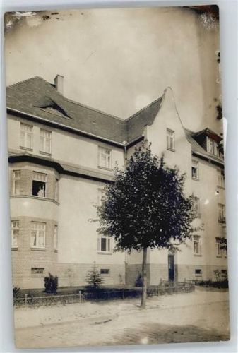 Schkeuditz gel. 16.7.27, Blick auf Haus