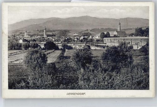 Deggendorf Gesamtansicht, Kirche