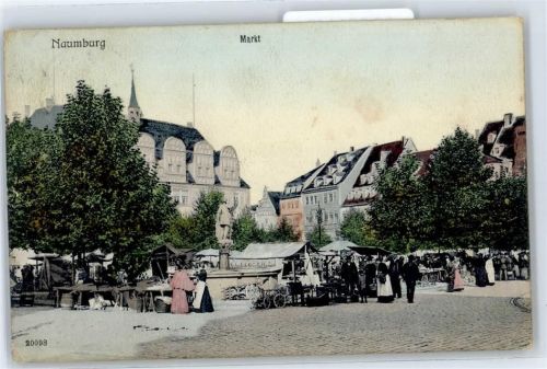 Naumburg Marktplatz, Denkmal