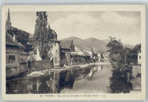 Thann Tour de la Sorciere et Riviere Thür