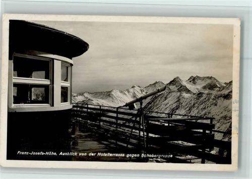 Franz-Josefs-Höhe Ausblick von der Hotelterrasse gegen Schobergruppe Fernrohr