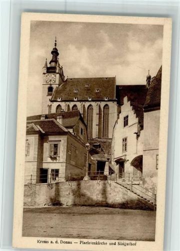 Krems Piaristenkirche und Sängerhof