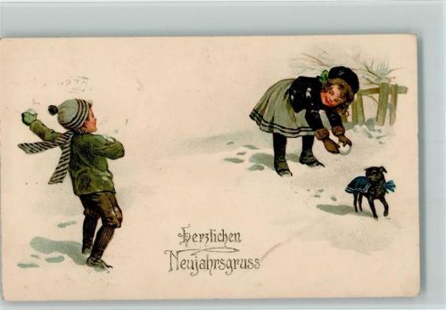 Pekinese Kinder spielen im Schnee