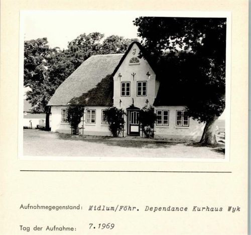 Midlum Dependance Kurhaus Wyk Foto montiert auf Karton