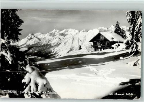 Rosshütte Rosshütte bei Seefeld mit Zugspitze Winteraufnahme