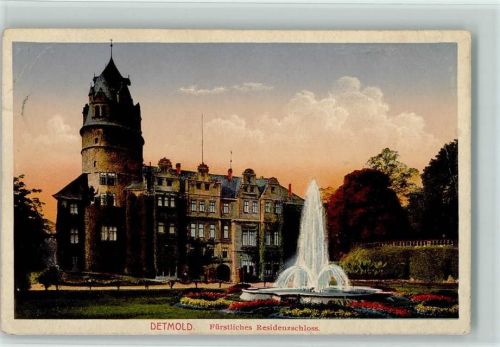 Detmold Fürstliches Residenzschloss Springbrunnen