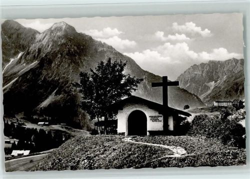 Hirschegg Kriegerdenkmal mit Elferkopf Zwölferkopf und Widderstein