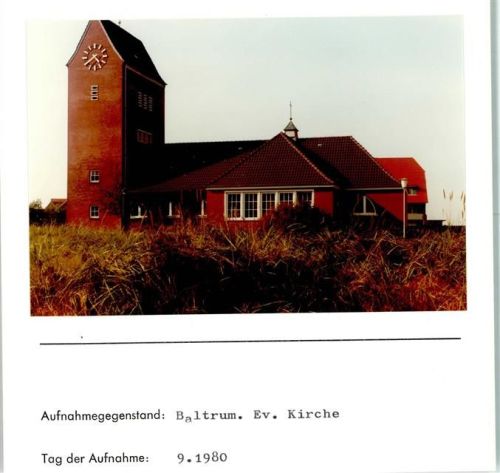 Baltrum Evangel. Kirche Foto montiert auf Karton