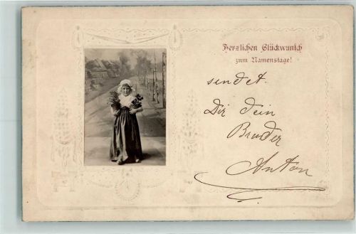 1908 Kind in Tracht mit Blumentöpfe - Foto eingedruckt
