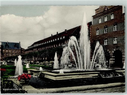 Oberhausen Rückseite mit Abschürfungen bzw Kleberesten Friedensplatz mit Leuchtbrunnen
