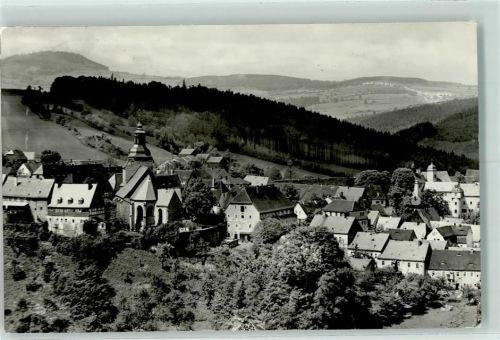 Lauenstein Blick zum Geising Rückseite mit Abschürfungen bzw Kleberesten