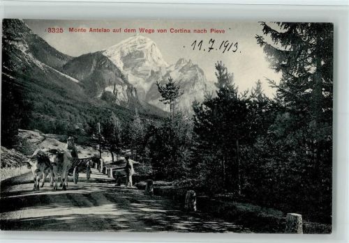 Cortina d'Ampezzo Monte Antelao auf dem Wege von Cortina nach Pieve