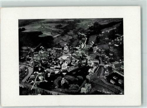 Hostinne Fliegeraufnahme mit Blick gegen Arnsdorf