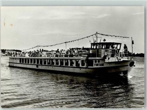 Waren Fahrgastschiff MS Fontane