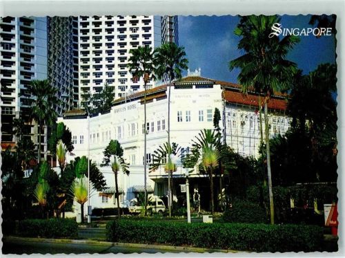 Singapore Raffles Hotel with the new Raffles City in the background