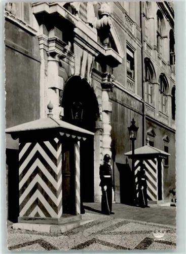 Monte Carlo Uniform Schloss