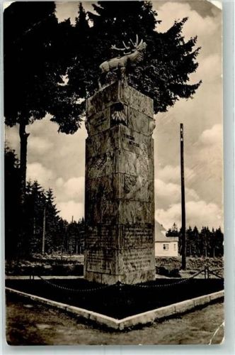 98711 O6304 Frauenwald Gebrauchsspuren Monument Der Hirsch