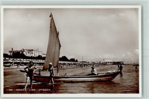 Venezia Lido Spiaggia Boot