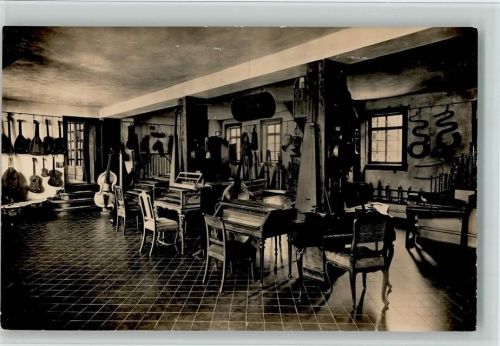 Ausstellung von alten Musikinstrumenten, Bachmuseum