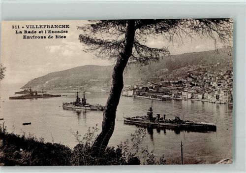 Villefranche Kriegsschiffe vor der Reede AK Gute Erhaltung