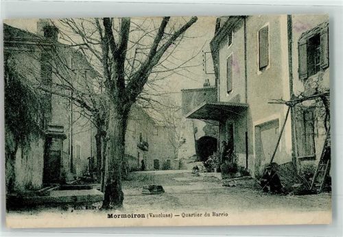 Mormoiron Quartier du Barrio