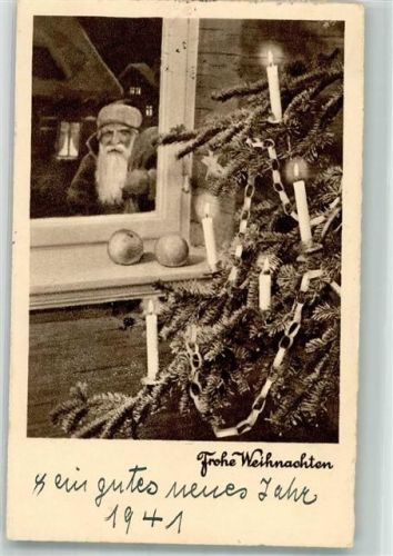 Blick durch das Fenster geschmückter Tannenbaum Weihnachtsmann 1941