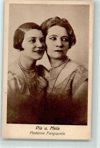 Pia und Mela Moderne Fangspiele