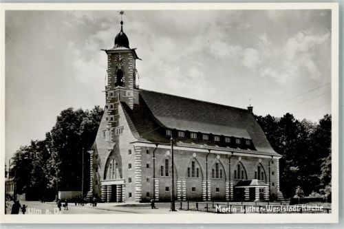 89073 W7900 Ulm , Donau Foto AK Martin Luther Weststadt Kirche