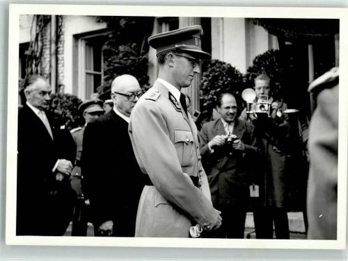 Eupen Uniform Offizier Ort lt. Fotograf