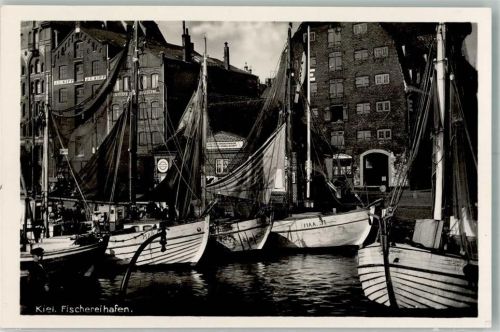 Kiel Fischereihafen Fischerboote