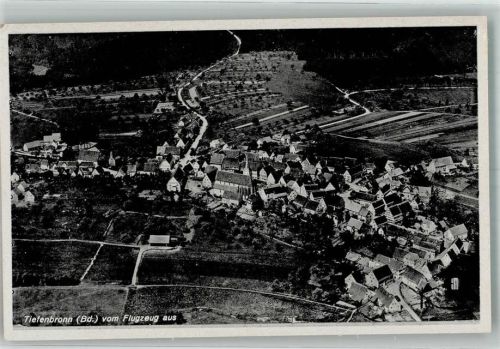 Tiefenbronn 1943 Fliegeraufnahme des Ortes mit der Kirche St. Maria Magdalena
