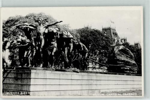Buenos Aires - Monumento canto al Trabajo