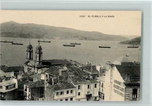 Vigo Bucht mit Schiffen