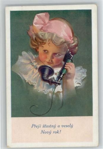 Kind mit am telefonieren