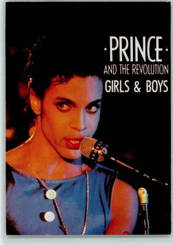 Prince auf der Bühne - And the Revolution Girl & Boys