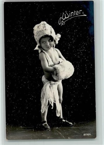 Photoserie 3170-4 Winter - Baby mit einem Muff Jahreszeit