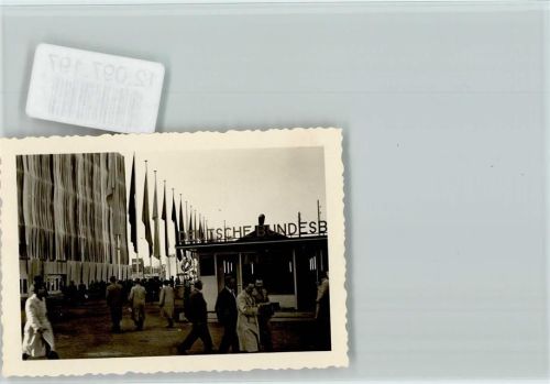 Privatfoto zivil Autoausstellung 1957 Auto