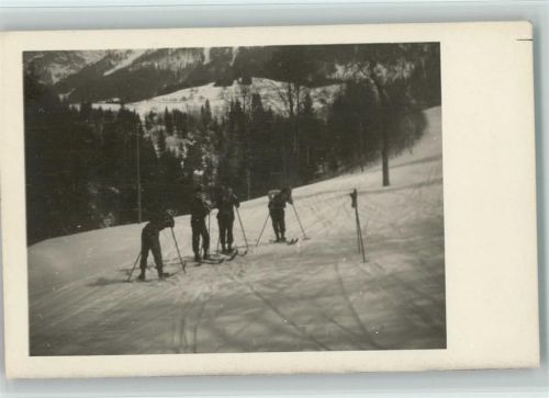 Grenzposten auf Ski? ca 1940 Foto AK