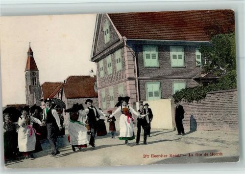 Hoerdt La fete de Hoerdt, gute Erhaltung AK Trachten Elsass