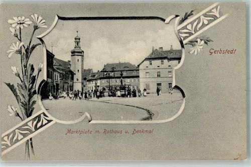 Gerbstedt Marktplatz mit Rathaus und Denkmal