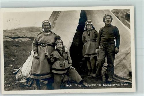 Geiranger 1939 Lappeleir ved Djupvasshytta Hotel Tracht
