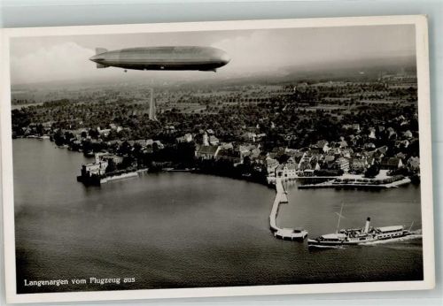 Langenargen Fliegeraufnahme Zeppelin-Luftschiff über dem Bodensee