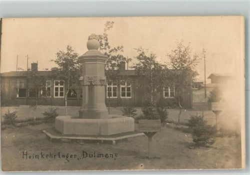 48249 W4408 Dülmen Privatfoto AK Heimkehrerlager "Dülmen" Brunnen