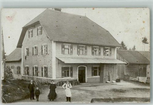 Wohn- und Geschäftshaus