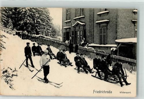 Friedrichroda 1907 Rodelpartie Skiläufer Winter