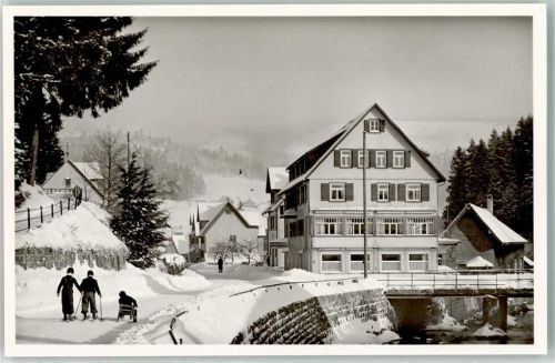 Obertal Winter Gasthaus Günter`s Kurhof Schlitten- u. Skifahrer