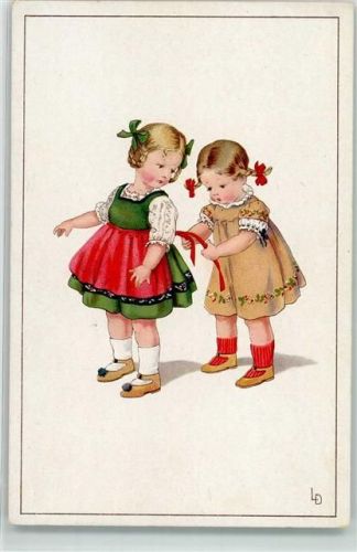 Serie 2299 sign. LD Mädchen bindet dem Schwesterchen die Schürze Meissner & Buch Lithographie / Künstlerkarte