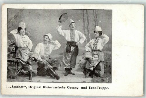 Saschoff kleinrussische Tanz-Truppe , Tracht Musikgruppe 1900 Gebrauchsspuren