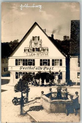 91322 W8554 Gräfenberg , Oberfr Privatfoto AK Gasthaus Alte Post Brunnen Mofa Ort handschriftlich